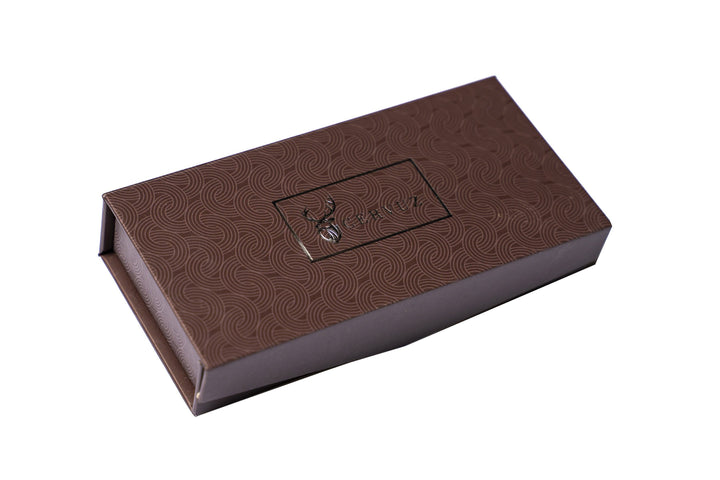 Leder Schlüsselanhänger Cervuz Verpackung #farbe_sandbraun
